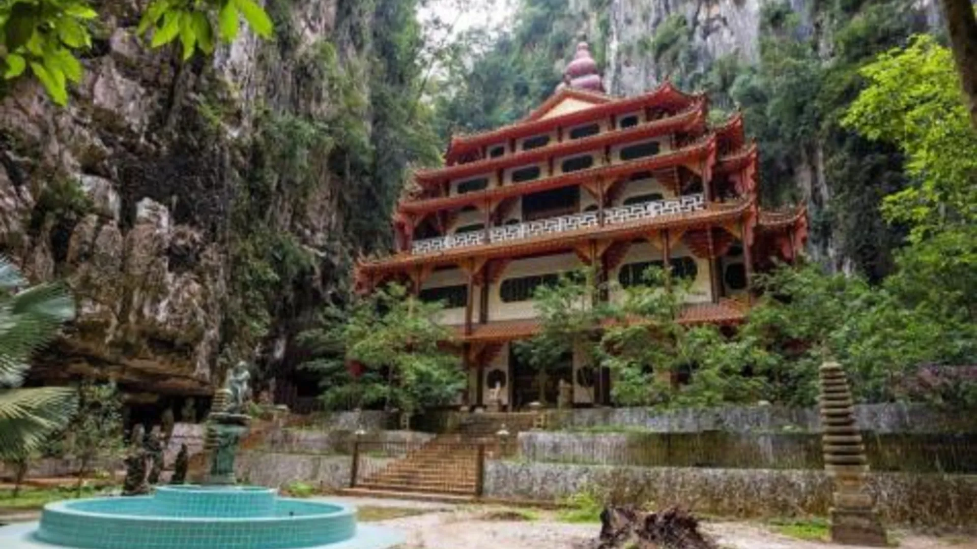 이포 킨타 밸리 리트리트 3성급 호텔 스위트룸