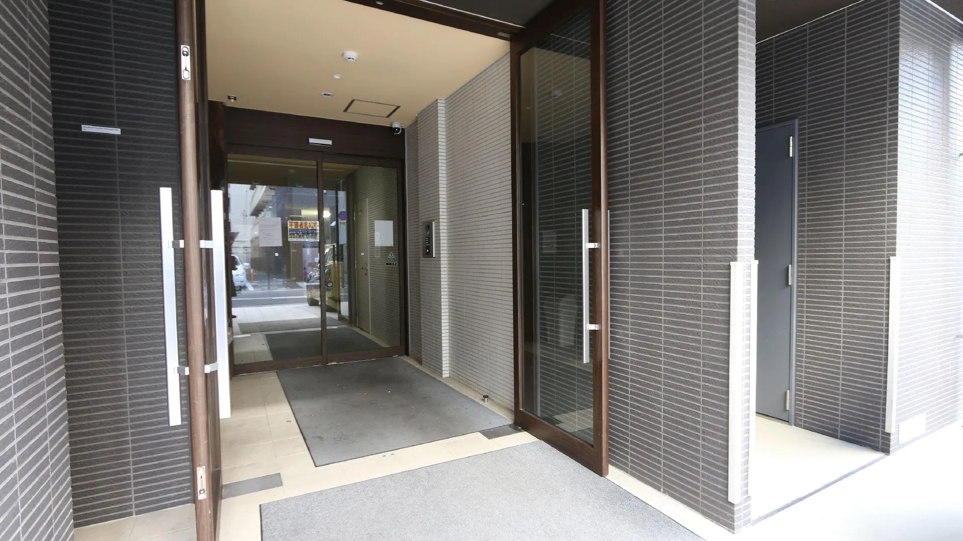 오사카 신사이바시의  (25m², 침실 1개, 프라이빗 욕실 1개) 4성급 호텔 수영장