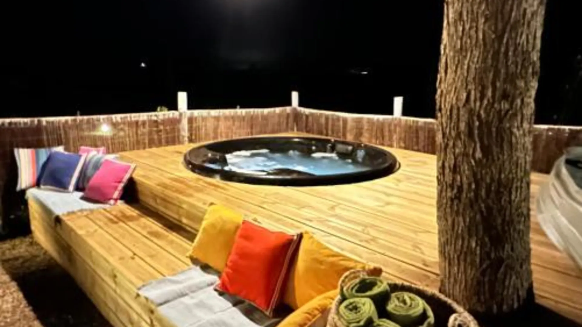 알주스트렐 Monte dos Poços 호텔 외관