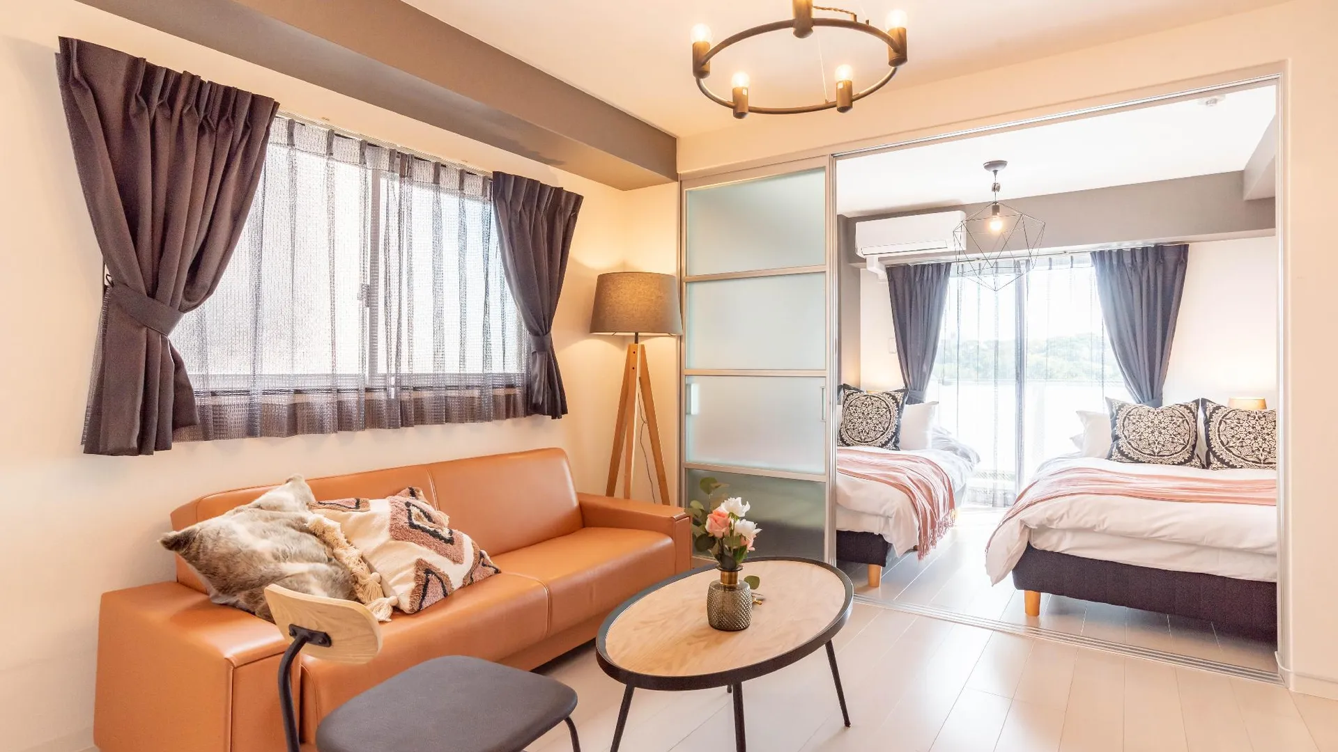 오사카 비쥬 스위트 블룸 3성급 호텔 객실