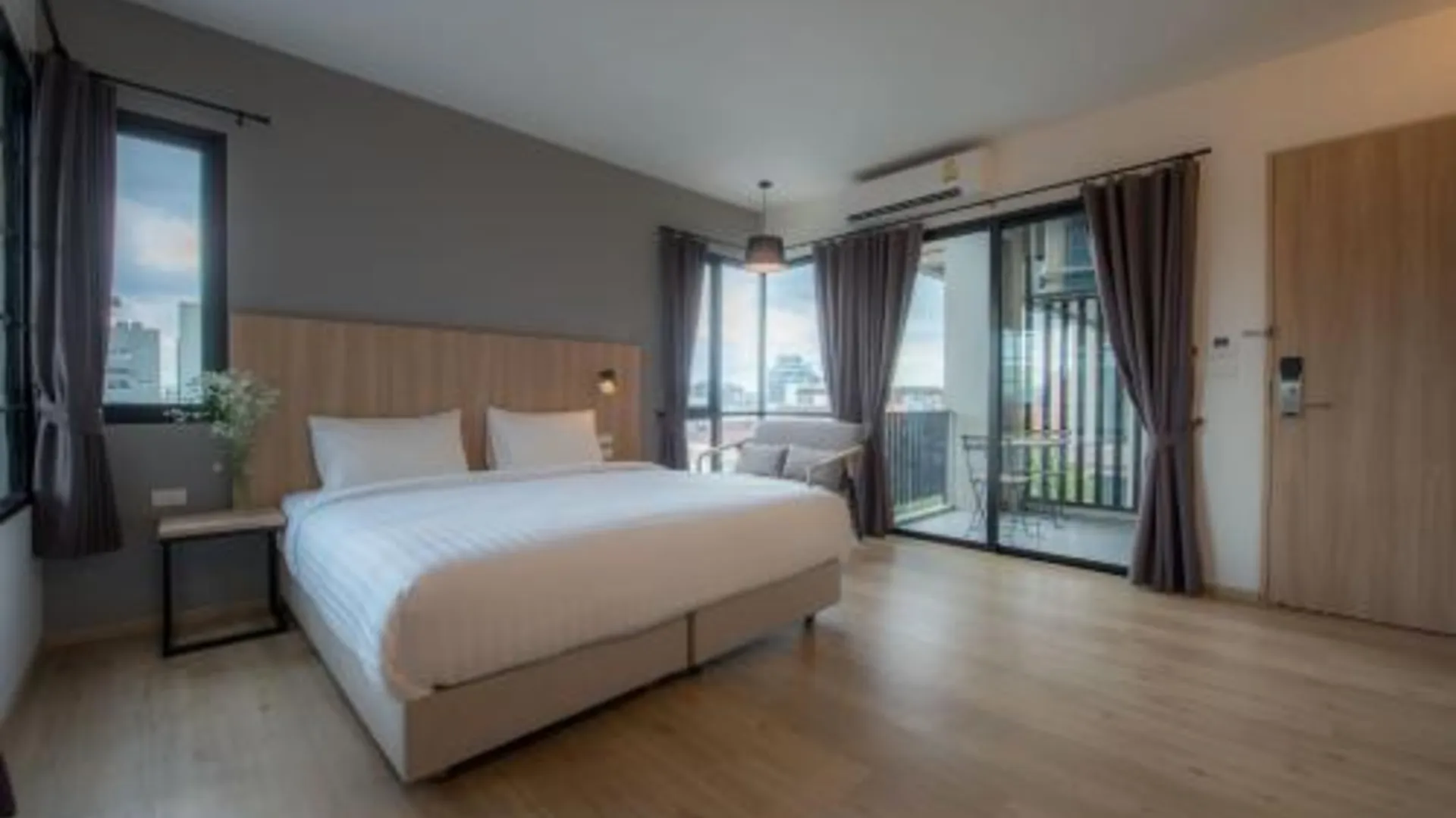 방콕 미 호텔 5성급 호텔 스위트룸