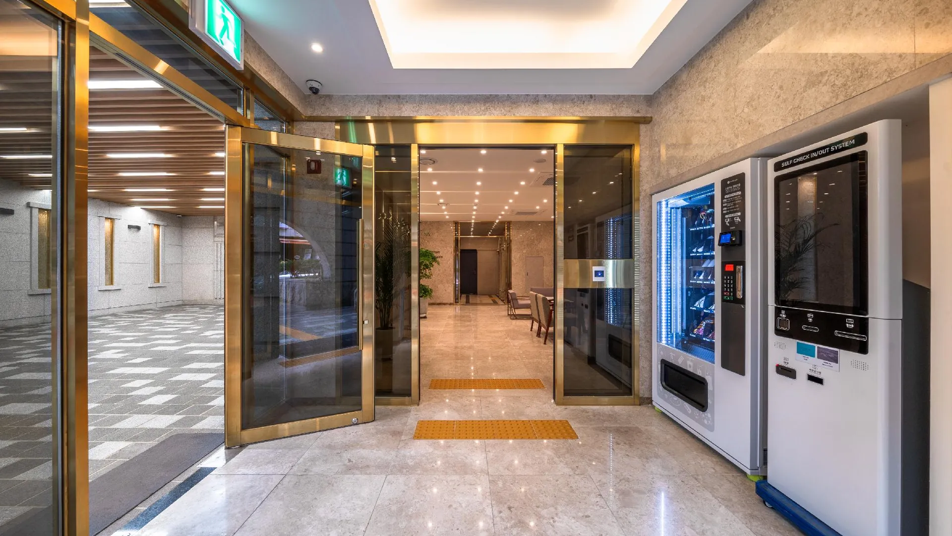 서울 컴포트 인 여의도 3성급 호텔 수영장