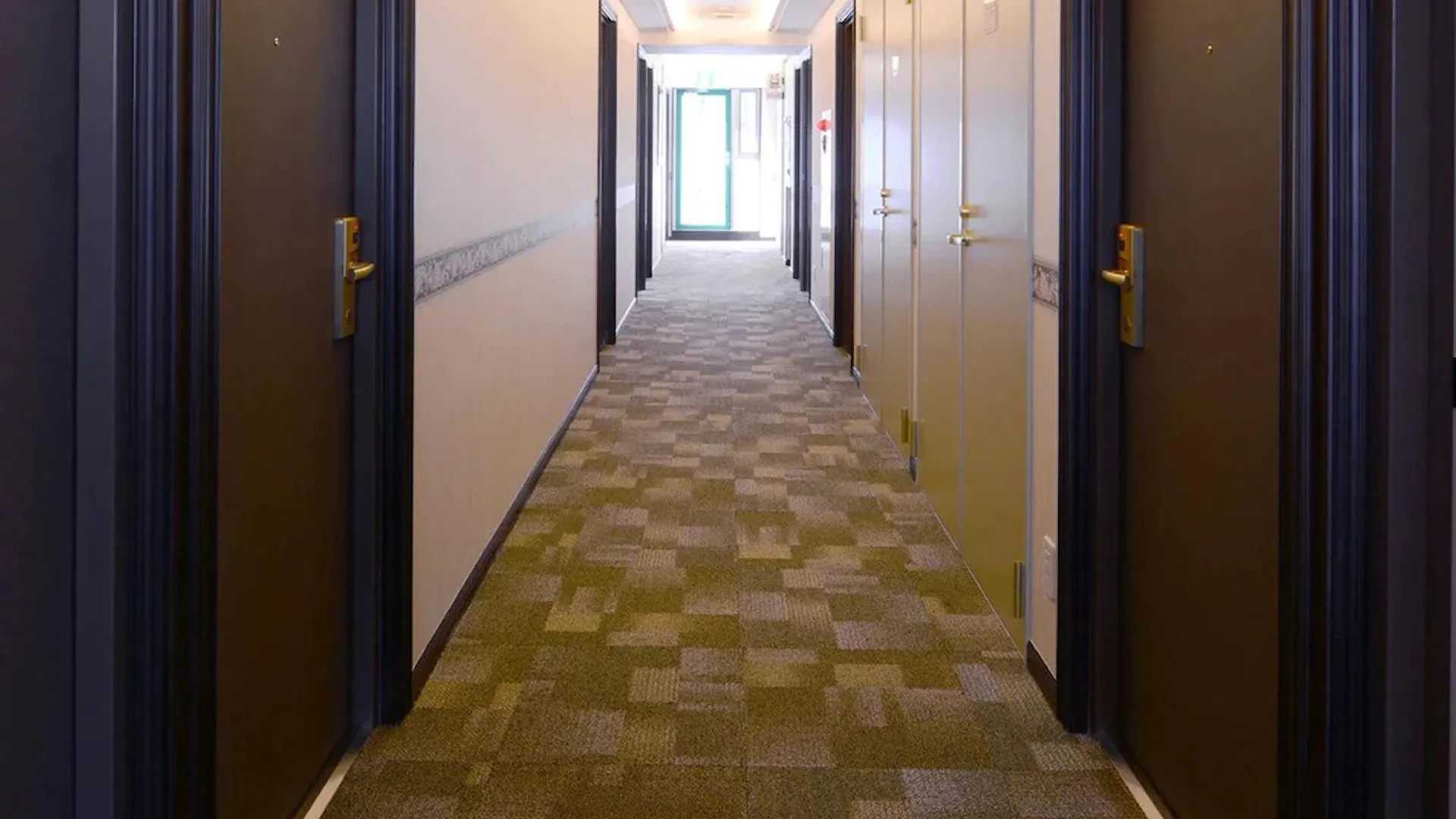 고베 토요코 인 JR 고베-에키 기타-구치 3성급 호텔 수영장