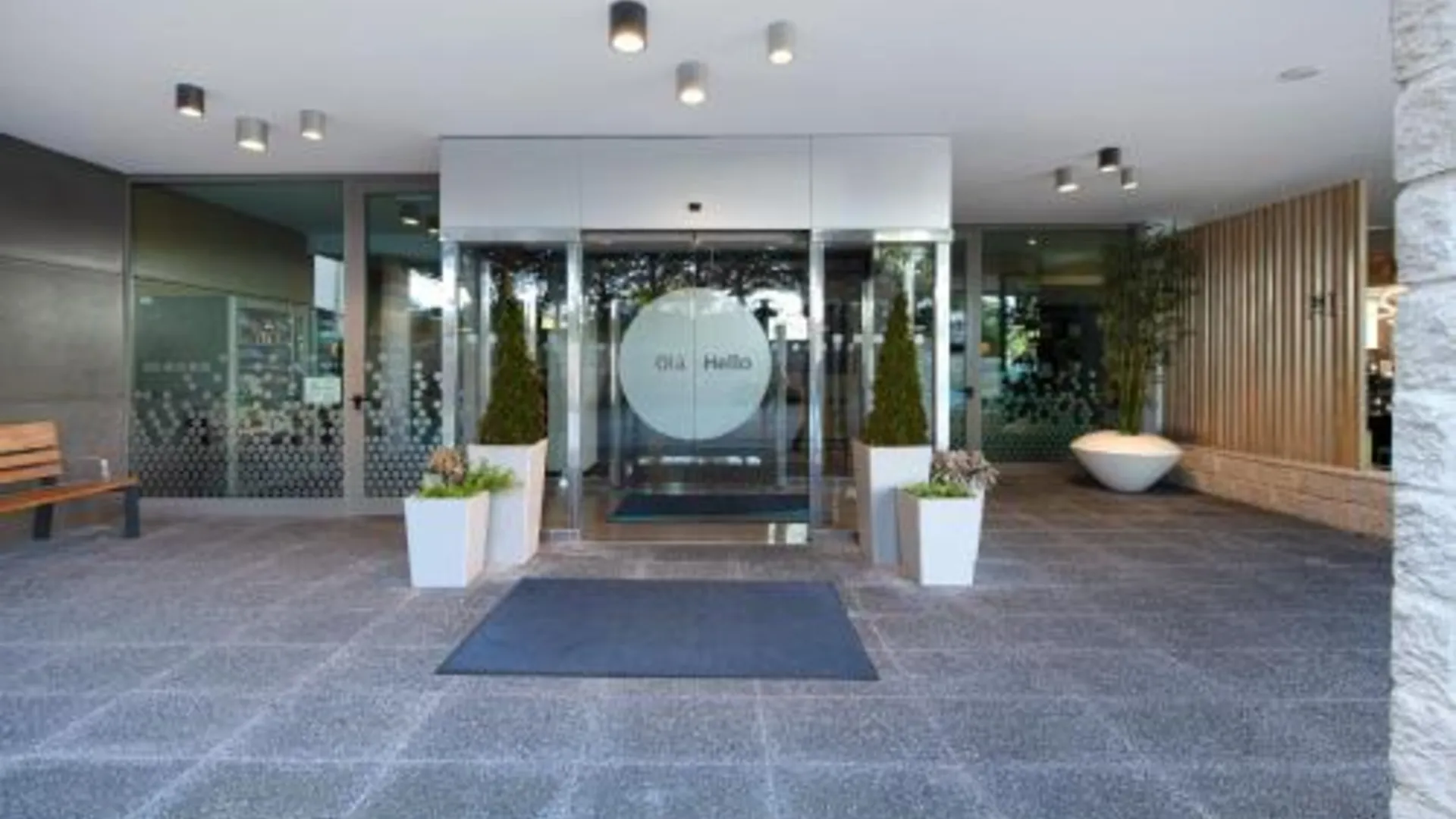 로르스 홀리데이 인 익스프레스 리스본 에어포트 바이 IHG 3성급 호텔 수영장