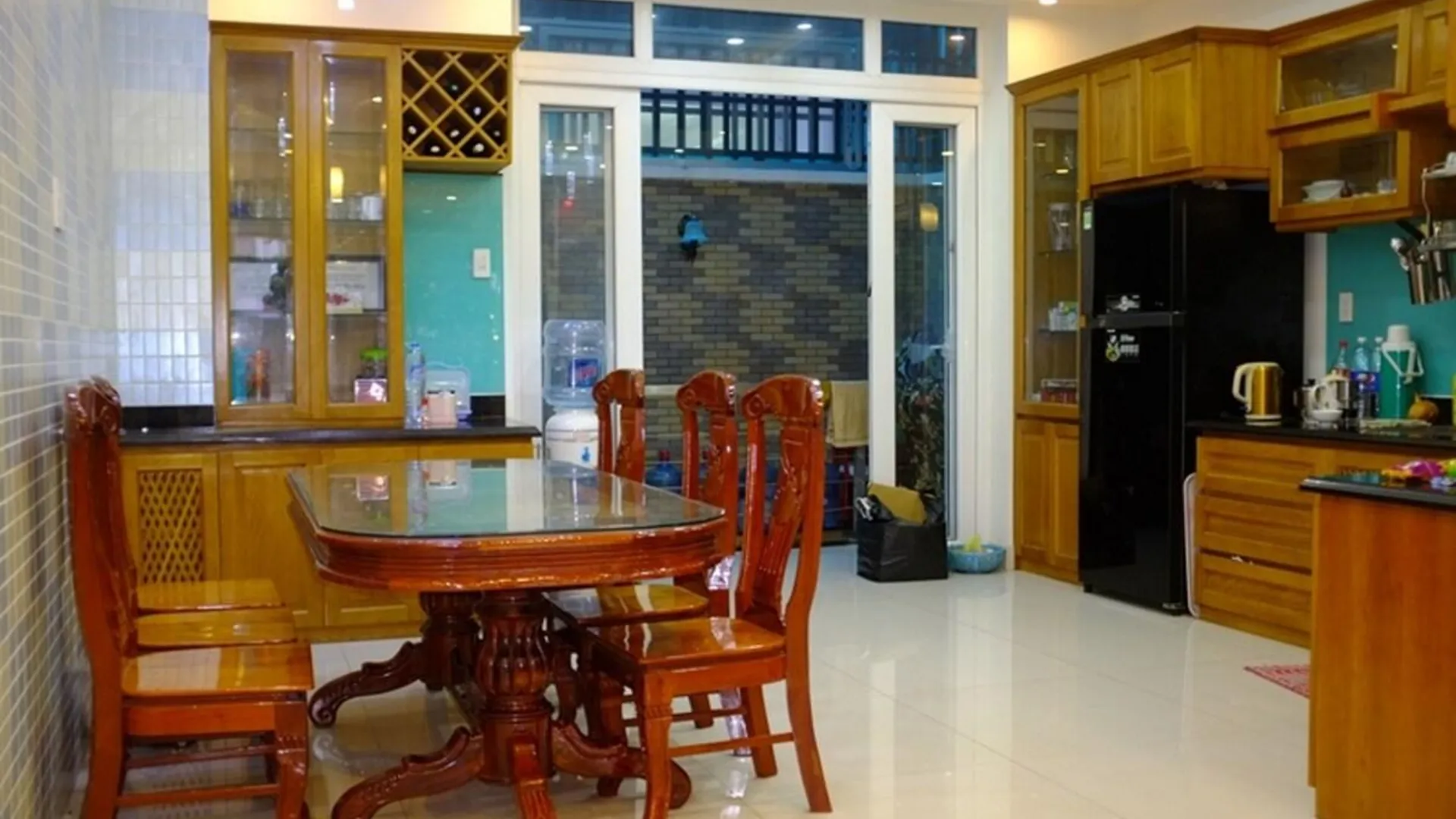 호치민 빈흥의 프라이빗 하우스 (500m², 침실 2개, 프라이빗 욕실 2개) 3성급 싱글룸 수영장