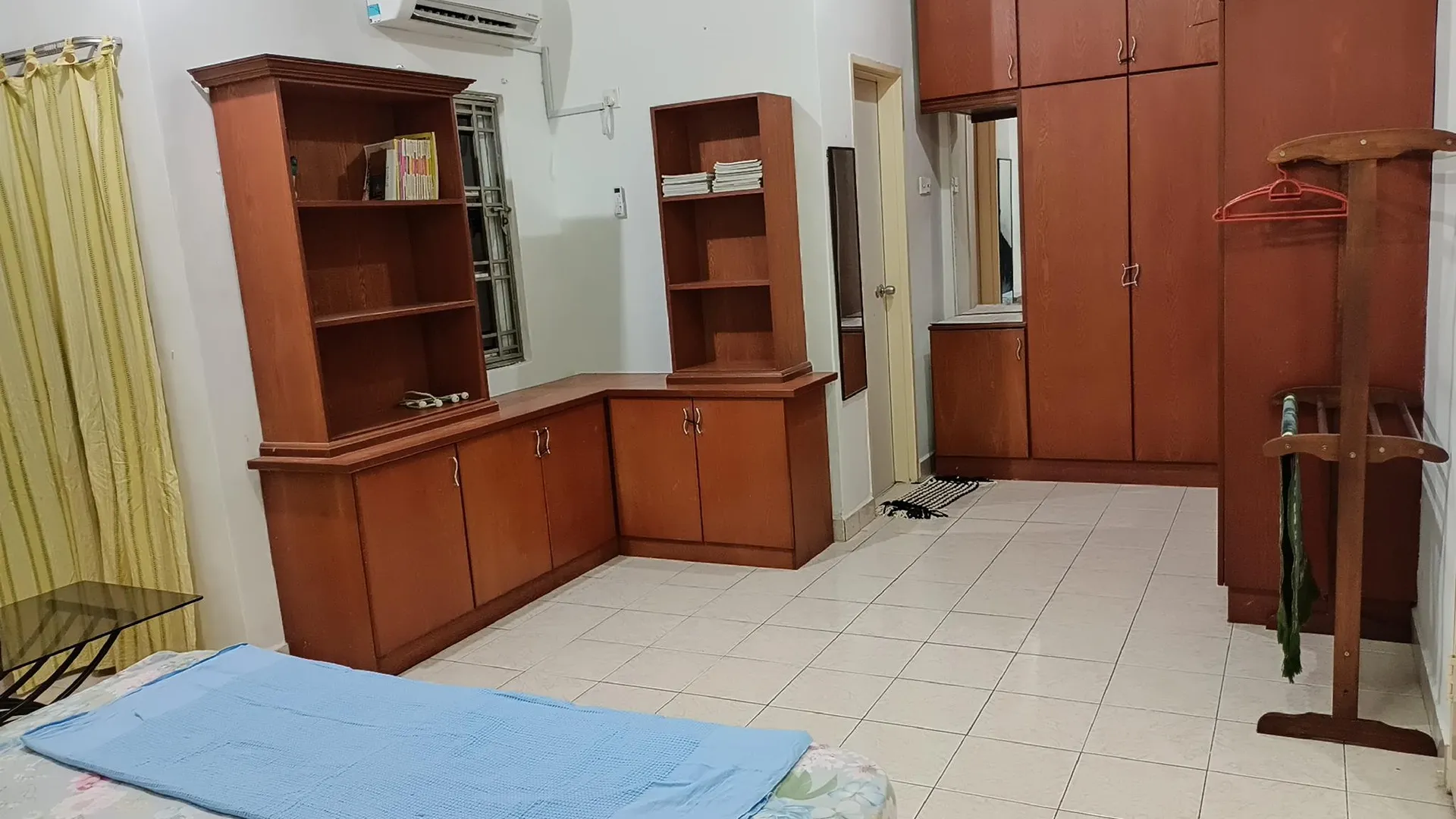 조호바루 / 조호르바루 스쿠다이의 프라이빗 하우스 (5000m², 침실 4개, 프라이빗 욕실 3개) 3성급 싱글룸 수영장