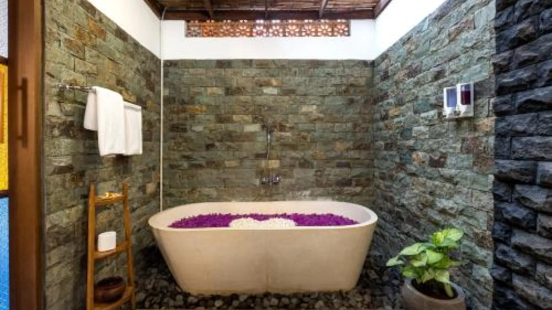 발리 우붓 라야 빌라 4성급 호텔 부대시설