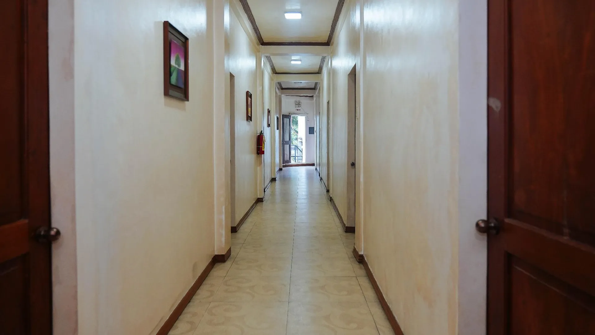 세부 C 스타 트래블러스 인 호텔 수영장