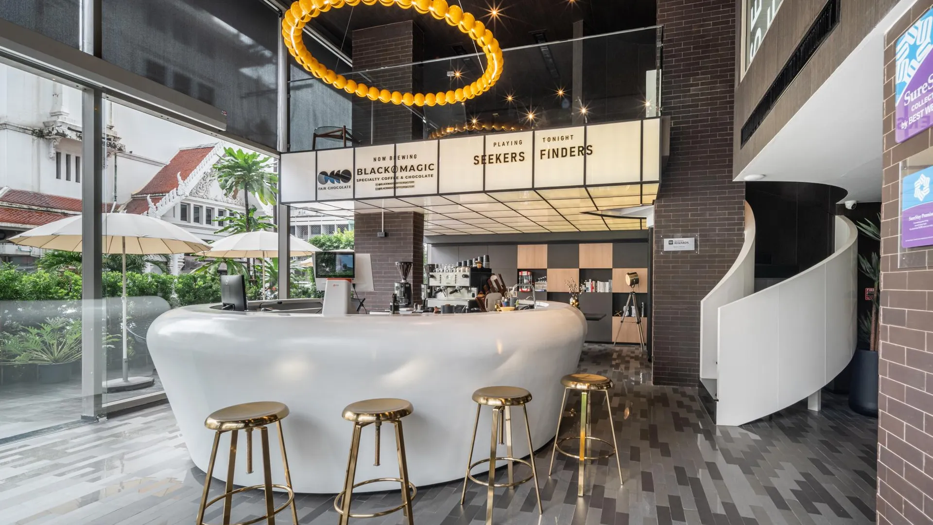 방콕 시커스 파인더스 라마 4 호텔, 슈어스테이 컬렉션 바이 BW 4성급 호텔 수영장