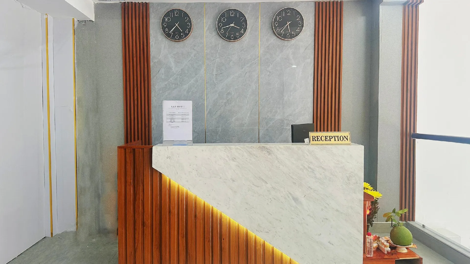 호치민 K&T 호텔 - 탄손낫 에어포트 3성급 호텔 외관