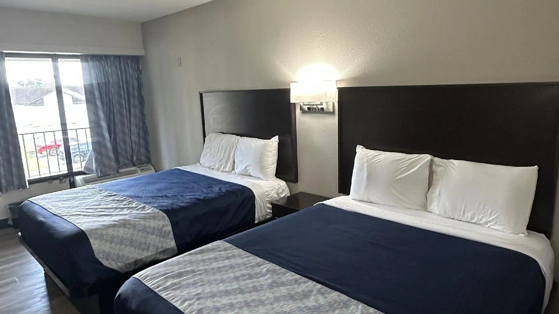 오크데일 (LA) 오크우드 인 오크데일 2성급 호텔 전망