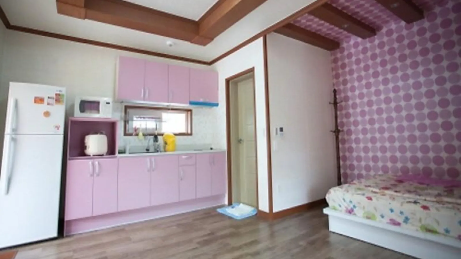 단양 단양 고인돌펜션 2성급 게스트하우스 스위트룸