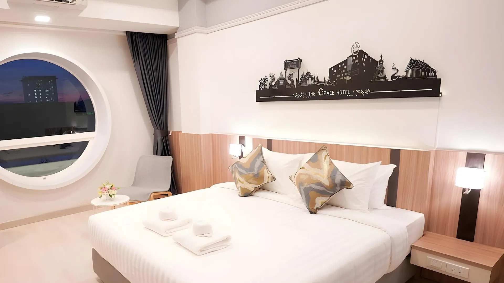 치앙라이 더 스페이스 호텔 3성급 호텔 스위트룸