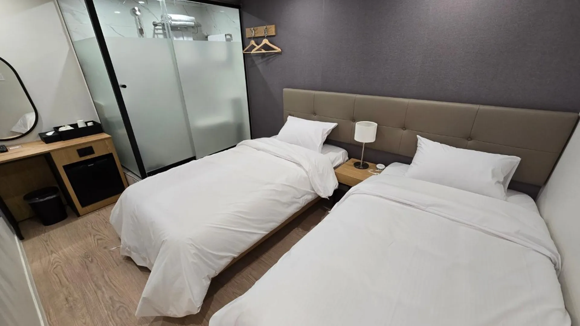 서울 어바웃스테이 동대문 2성급 호텔 스위트룸