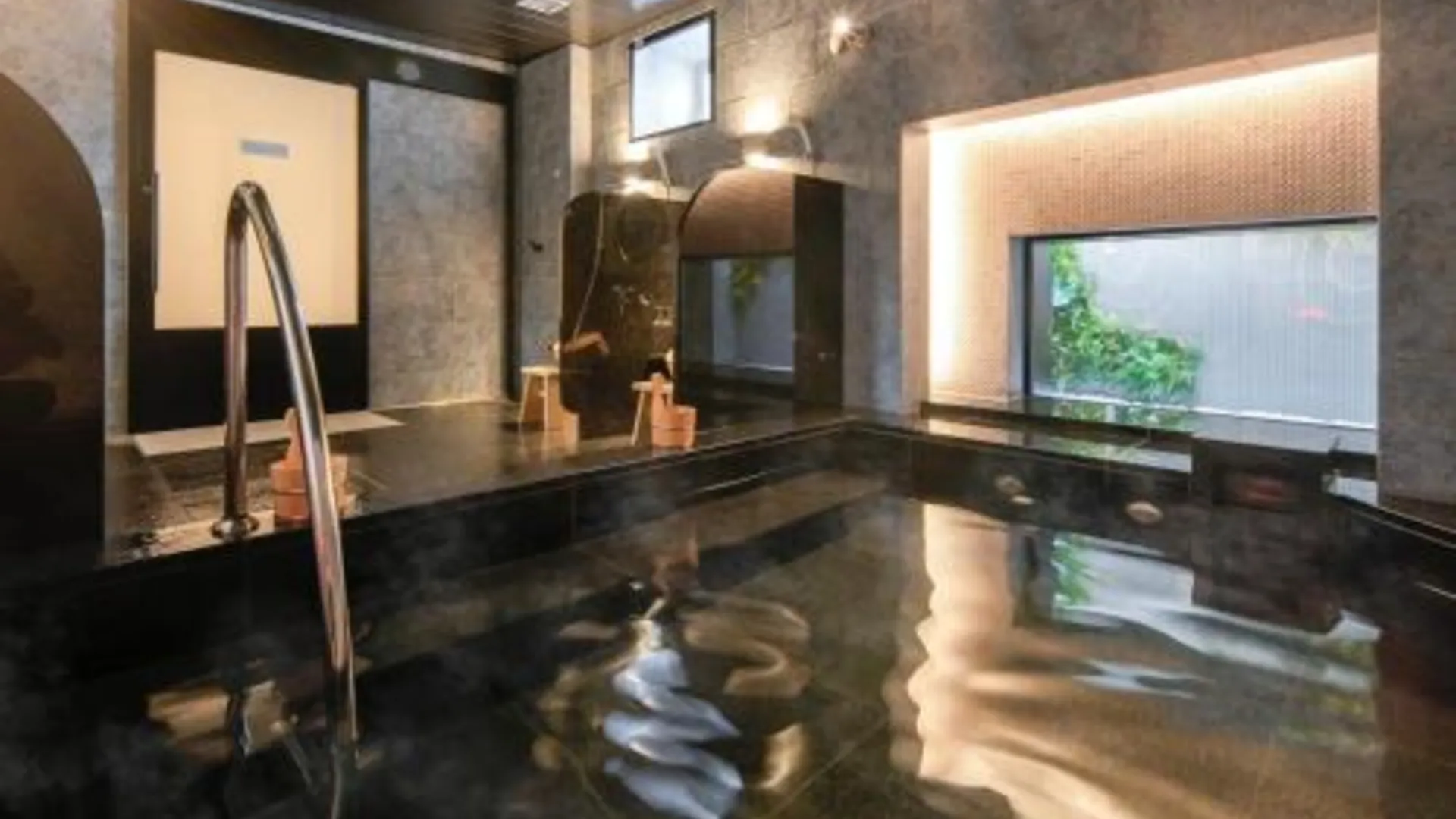 도쿄 / 동경 Super Hotel Premier Ikebukuro Natural Hot Spring 3성급 호텔 외관