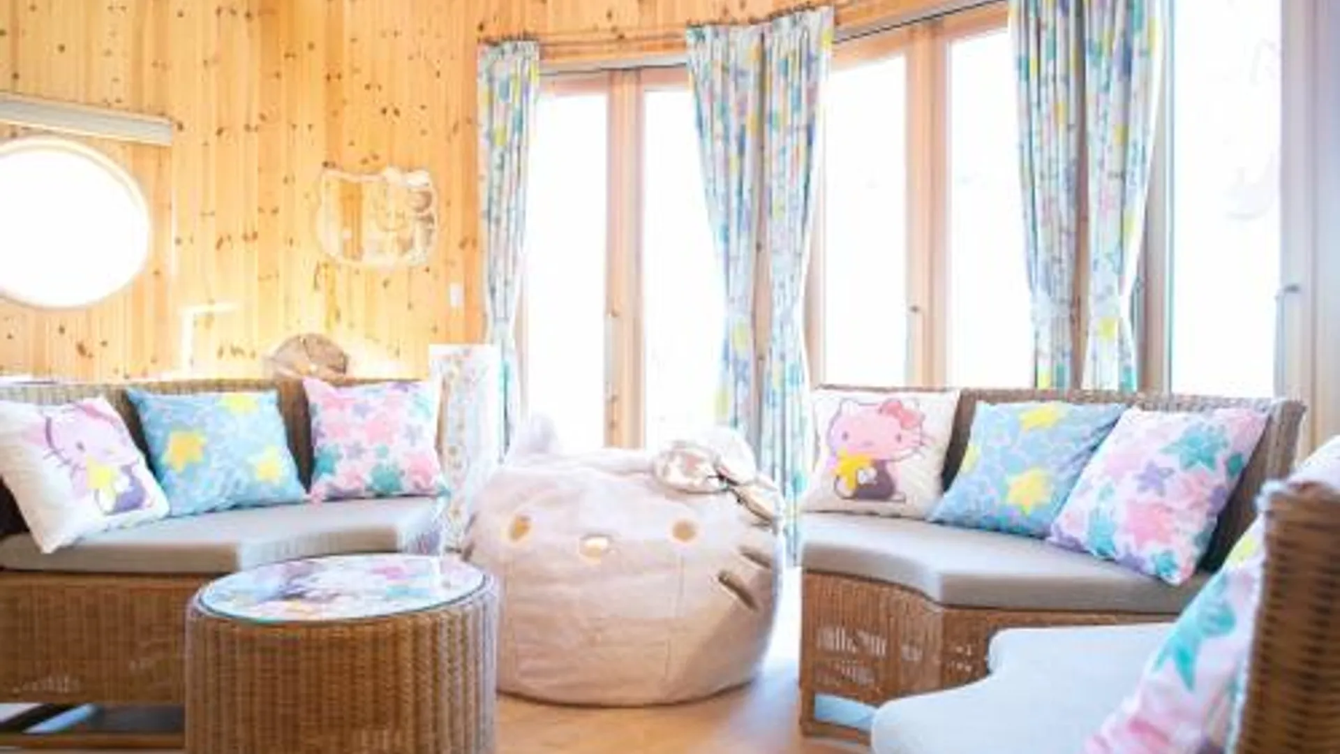 고베 그랜드 캐리엇 호쿠토시치세이 135도 5성급 호텔 외관