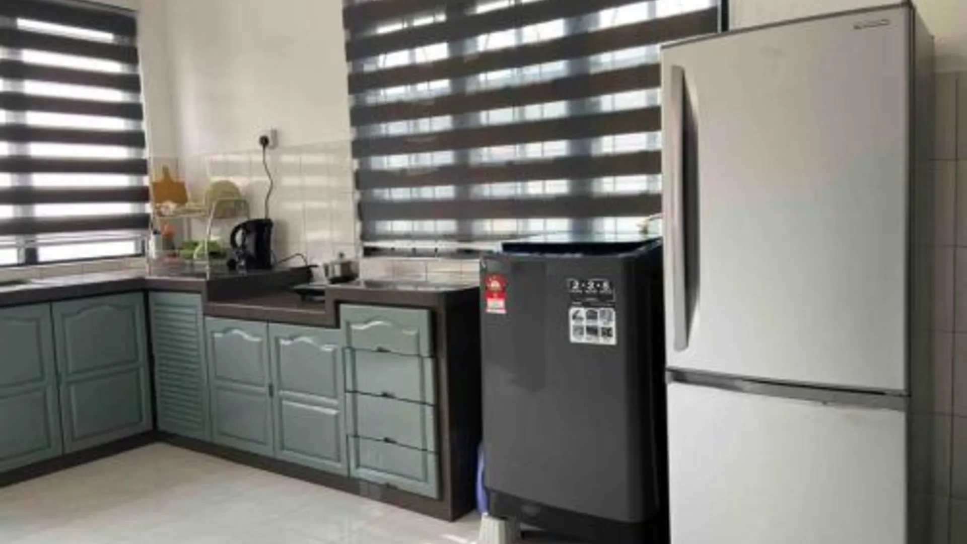 틀룩인탄 테룩 인탄의 프라이빗 하우스 (1200m², 침실 3개, 프라이빗 욕실 2개) 3성급 게스트하우스 수영장