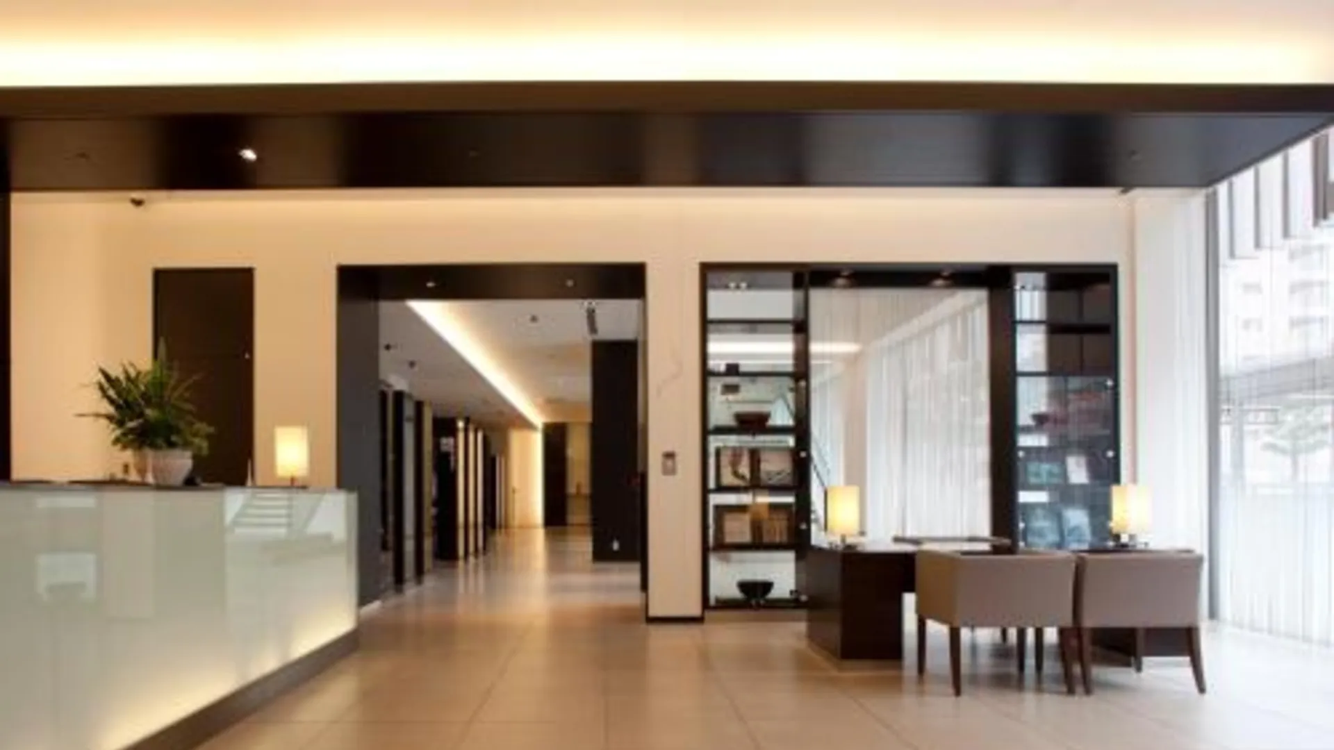 오사카 엑스-웨이브 우메다 호텔 3성급 호텔 외관