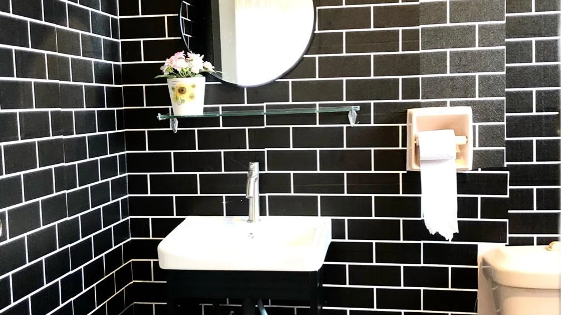 캄풍 부킷 팅기 캄풍 부킷 팅기의 스튜디오 아파트먼트 (900m², 프라이빗 욕실 1개) 3성급 싱글룸 외관