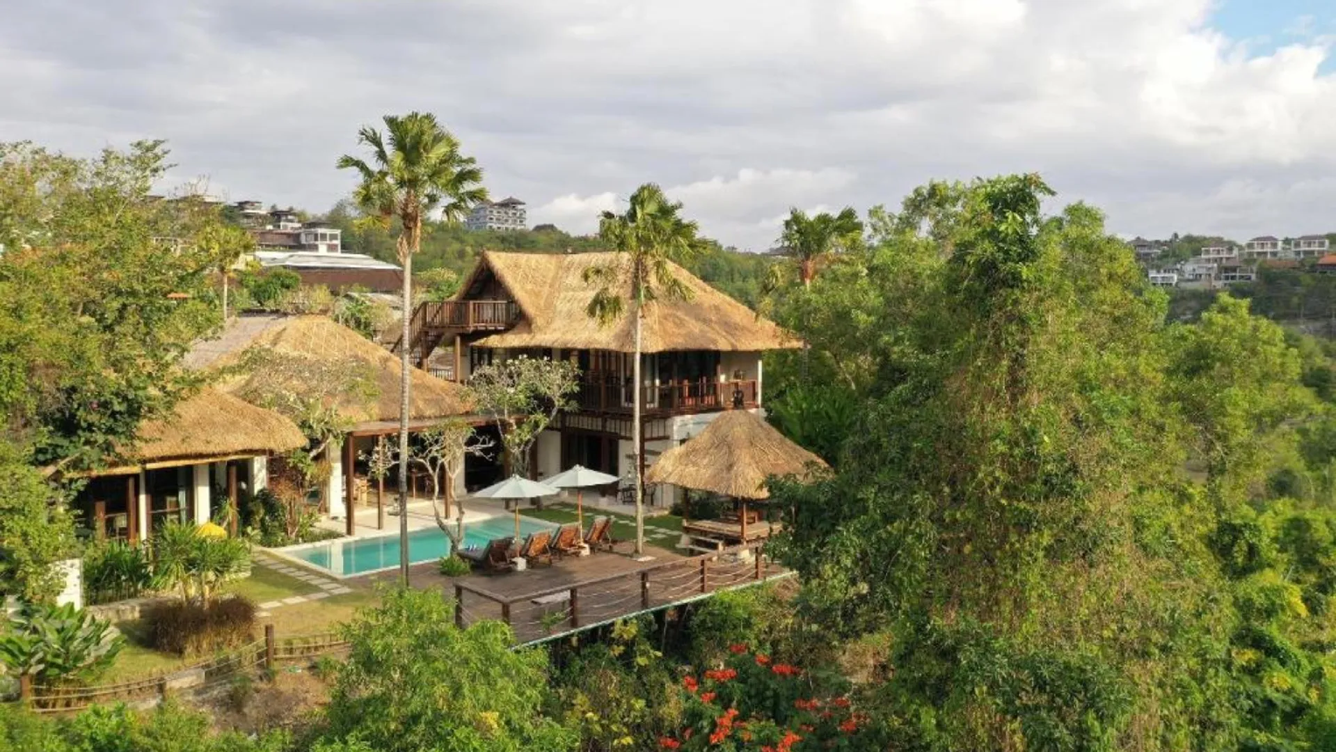 발리 짐바란 비치 빌라스 바이 나쿨라 5성급 호텔 객실