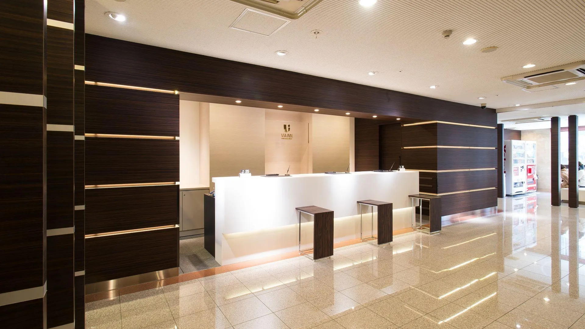 오사카 비아 인 신 오사카 웨스트 - JR 웨스트 그룹 3성급 호텔 로비