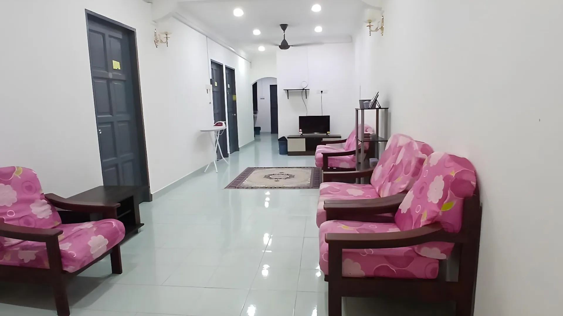 타이핑 카문팅의 프라이빗 하우스 (m², 침실 4개, 프라이빗 욕실 2개) 2성급 싱글룸 객실