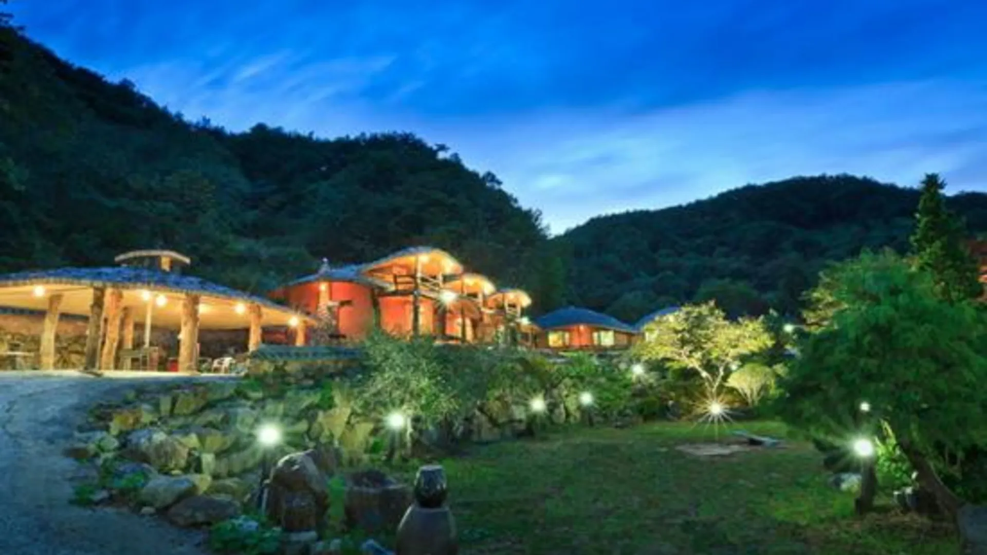 하동 하동 아름다운산골 2성급 게스트하우스 로비