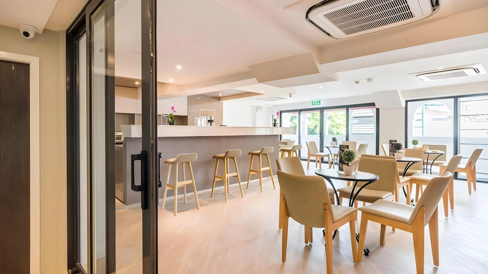 방콕 럭키 하우스 카오산 2성급 호텔 로비