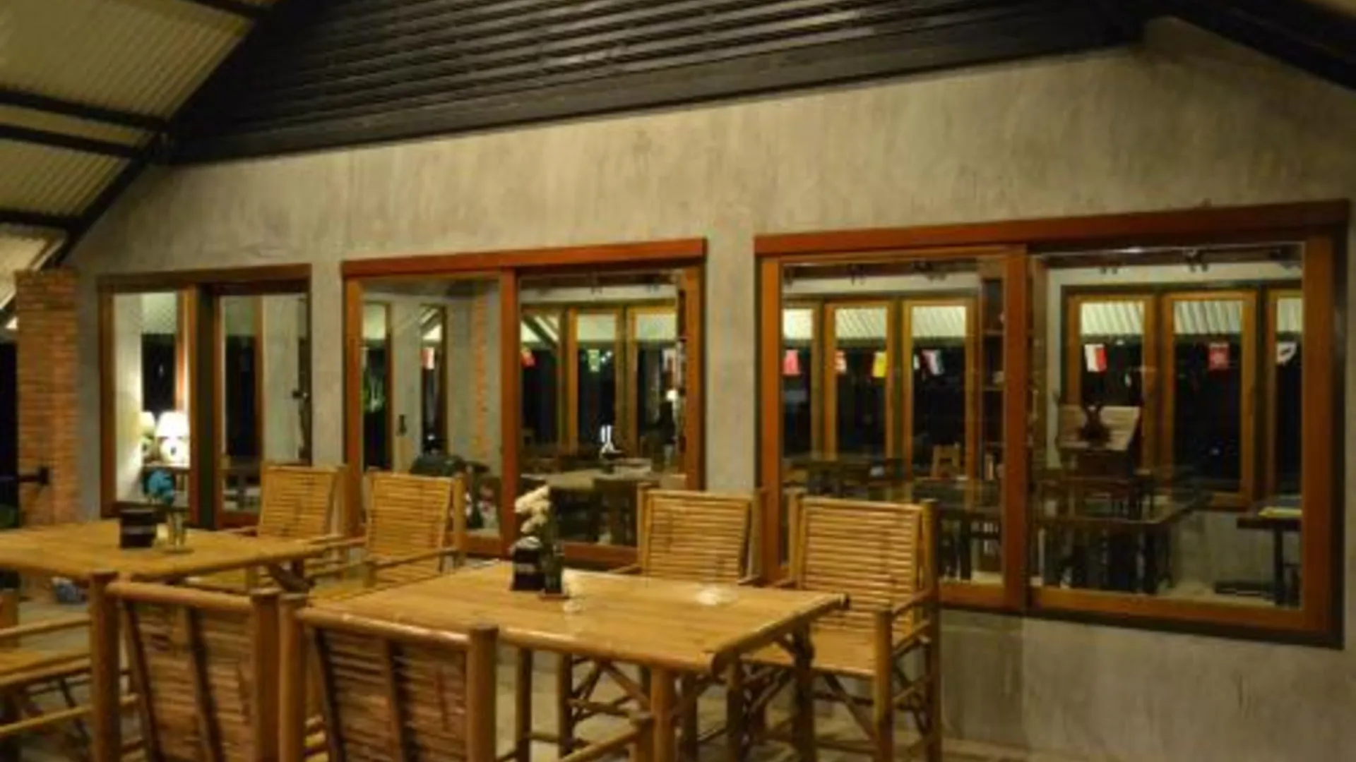 푸켓 푸켓 캠프그라운드 4성급 게스트하우스 외관