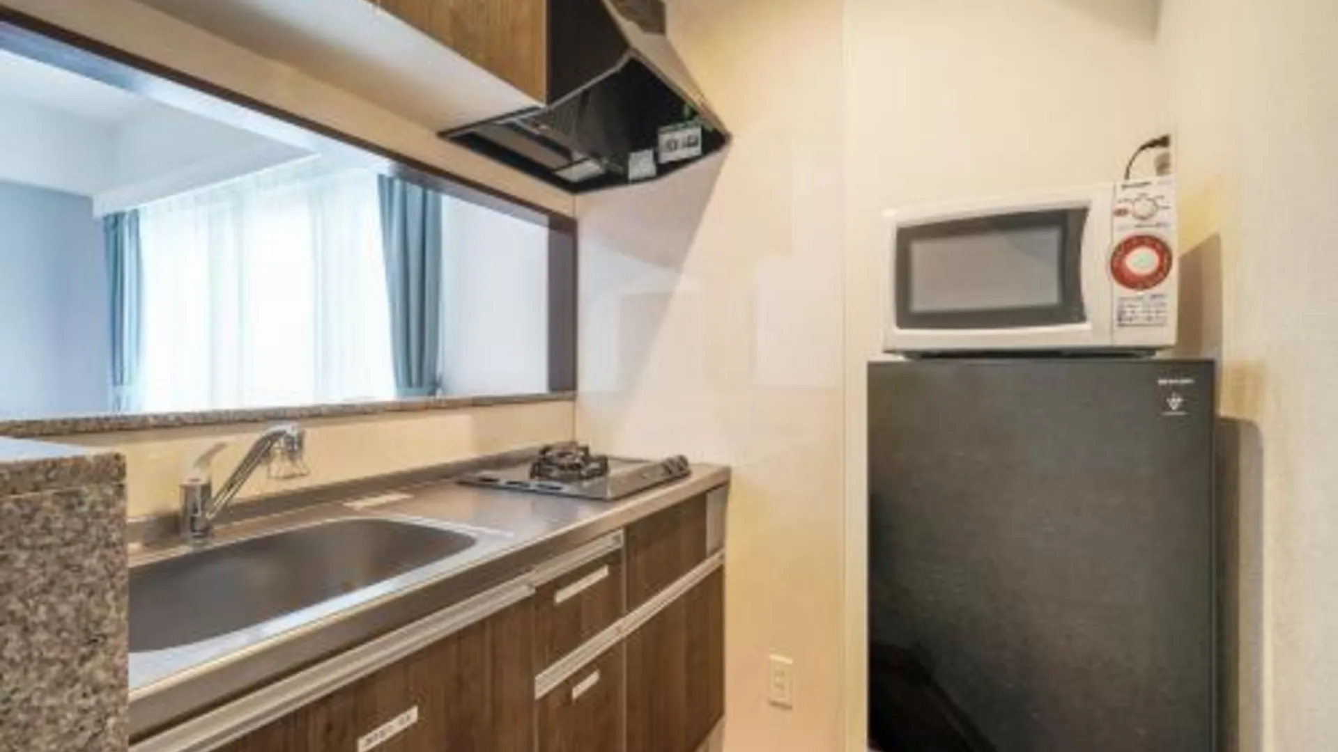 오키나와 본섬 호텔 코스모스 신토신 4성급 게스트하우스 로비