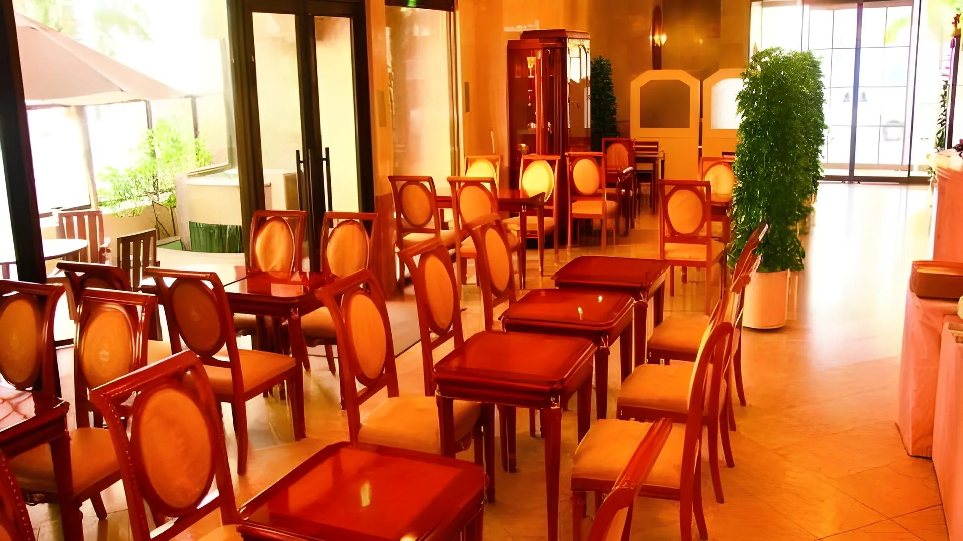 오키나와 본섬 호텔 선 퀸 3성급 호텔 외관