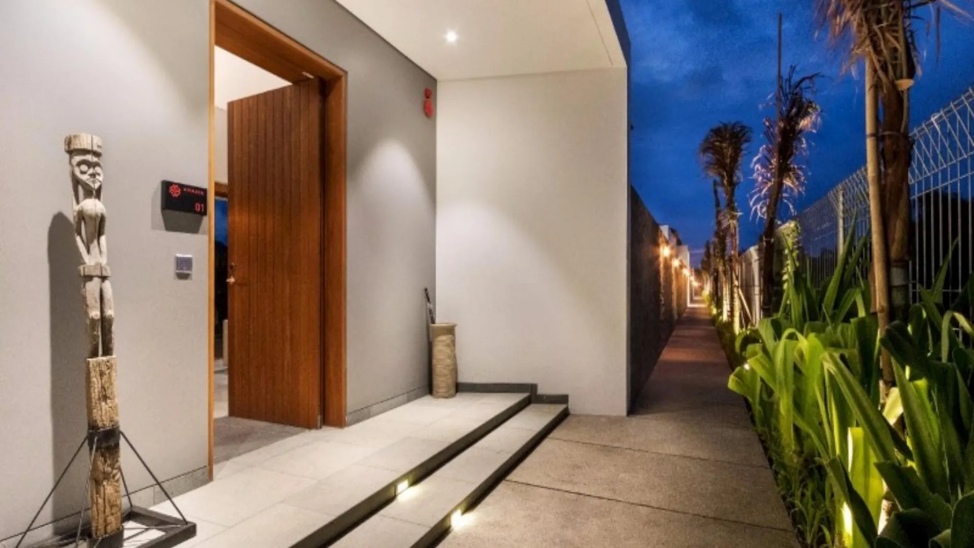 발리 아마린 스미냑 5성급 호텔 부대시설