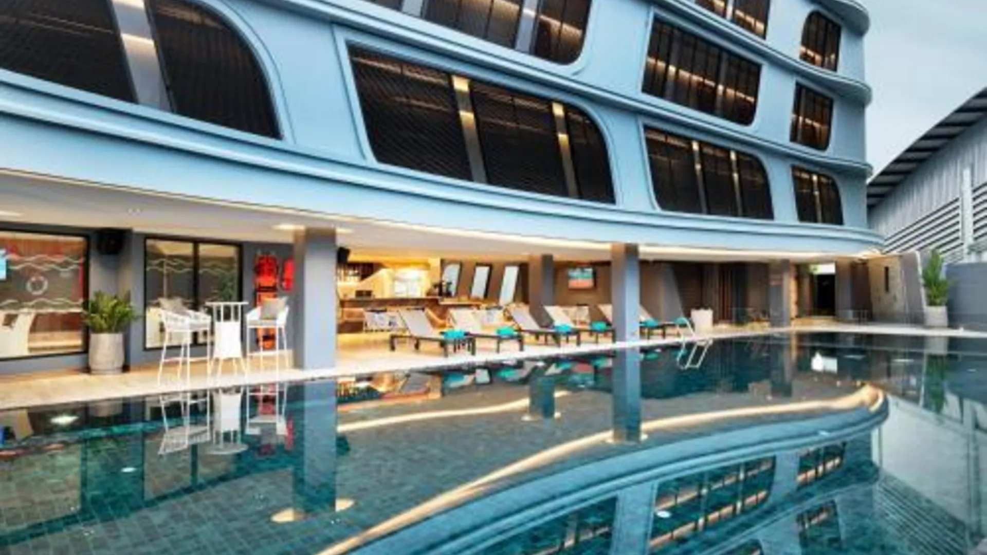 푸켓 디 오셔닉 스포텔 5성급 호텔 객실