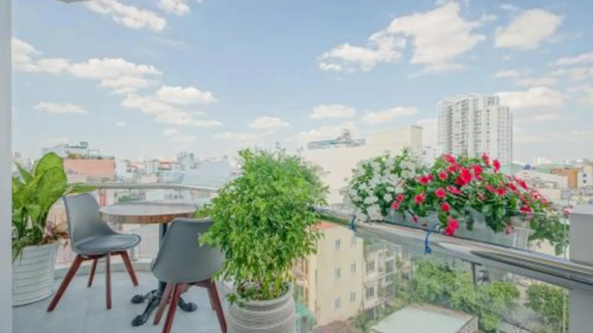 호치민 조모 4성급 게스트하우스 수영장