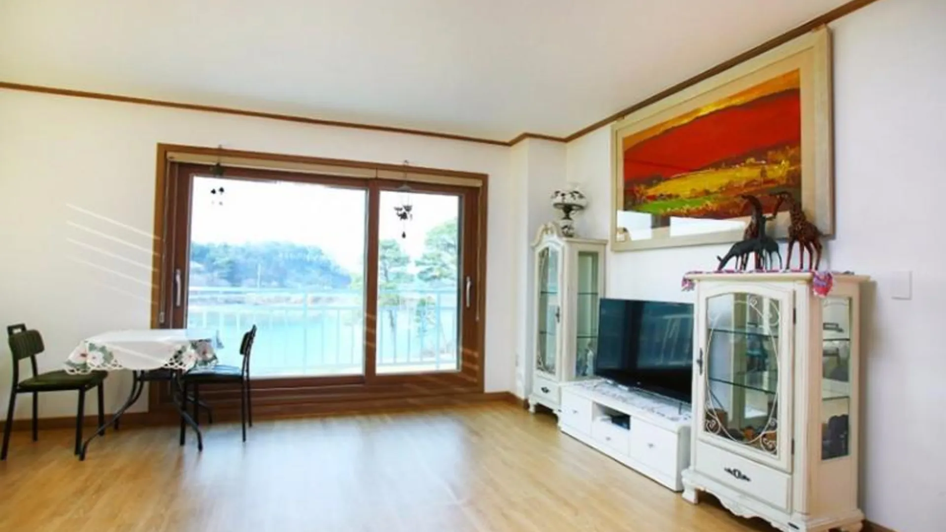 안성 안성 펜션뜰안채 3성급 게스트하우스 스위트룸