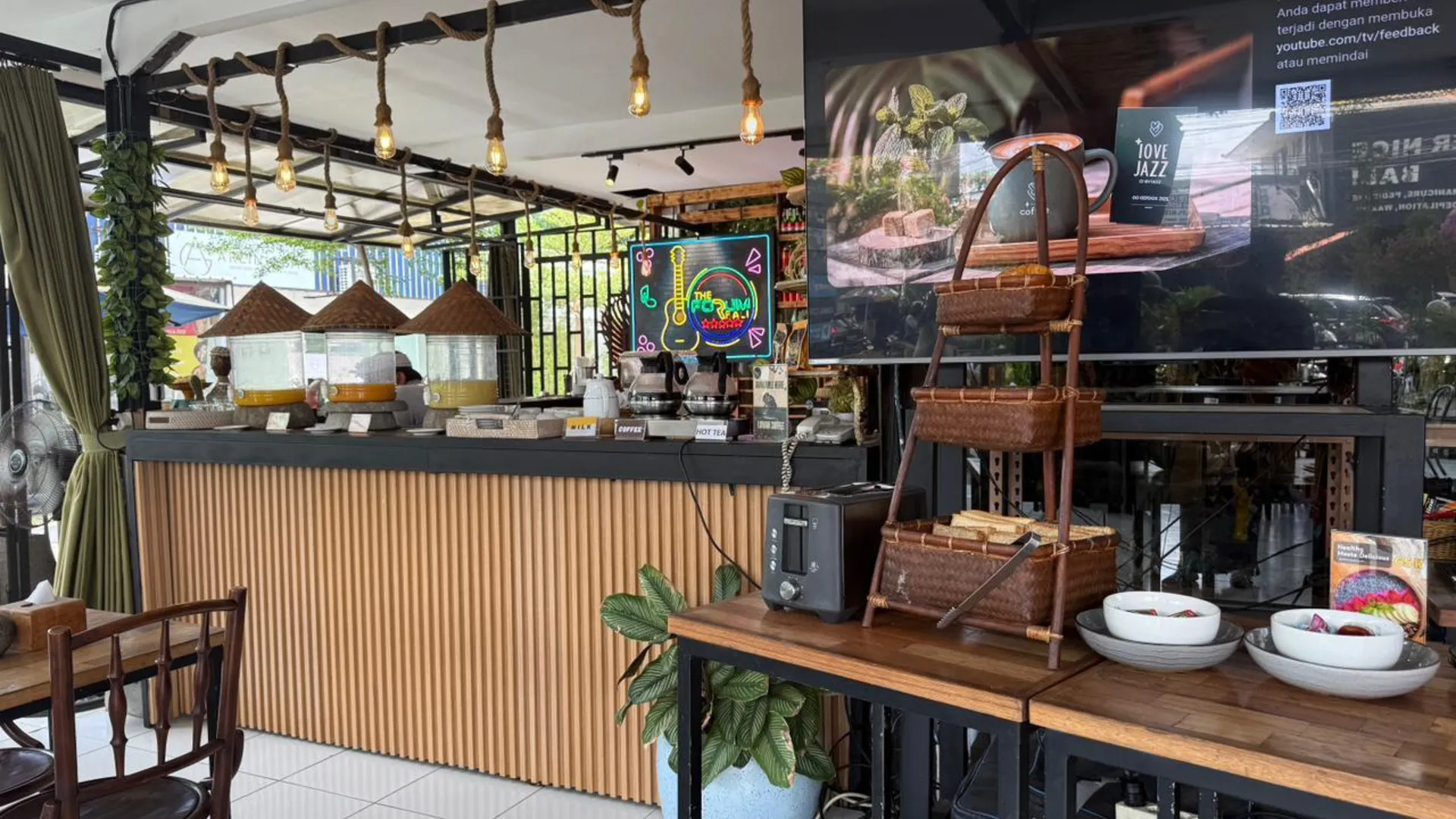 발리 스미냑의 빌라 (80m², 침실 1개, 프라이빗 욕실 1개) 5성급 호텔 레스토랑