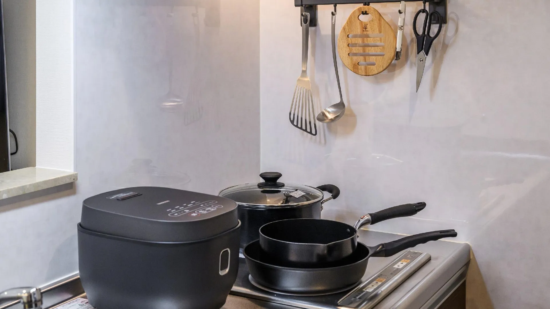 오키나와 본섬 타타미노야도 나하 츠보야 바이 콜디오 프리미엄 3성급 호텔 객실