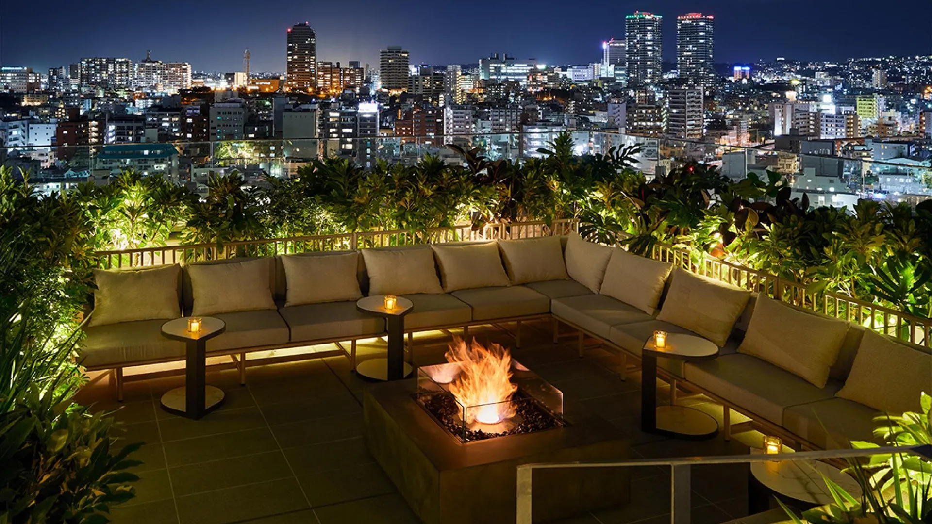 오키나와 본섬 호텔 스트라타 나하 3성급 호텔 수영장