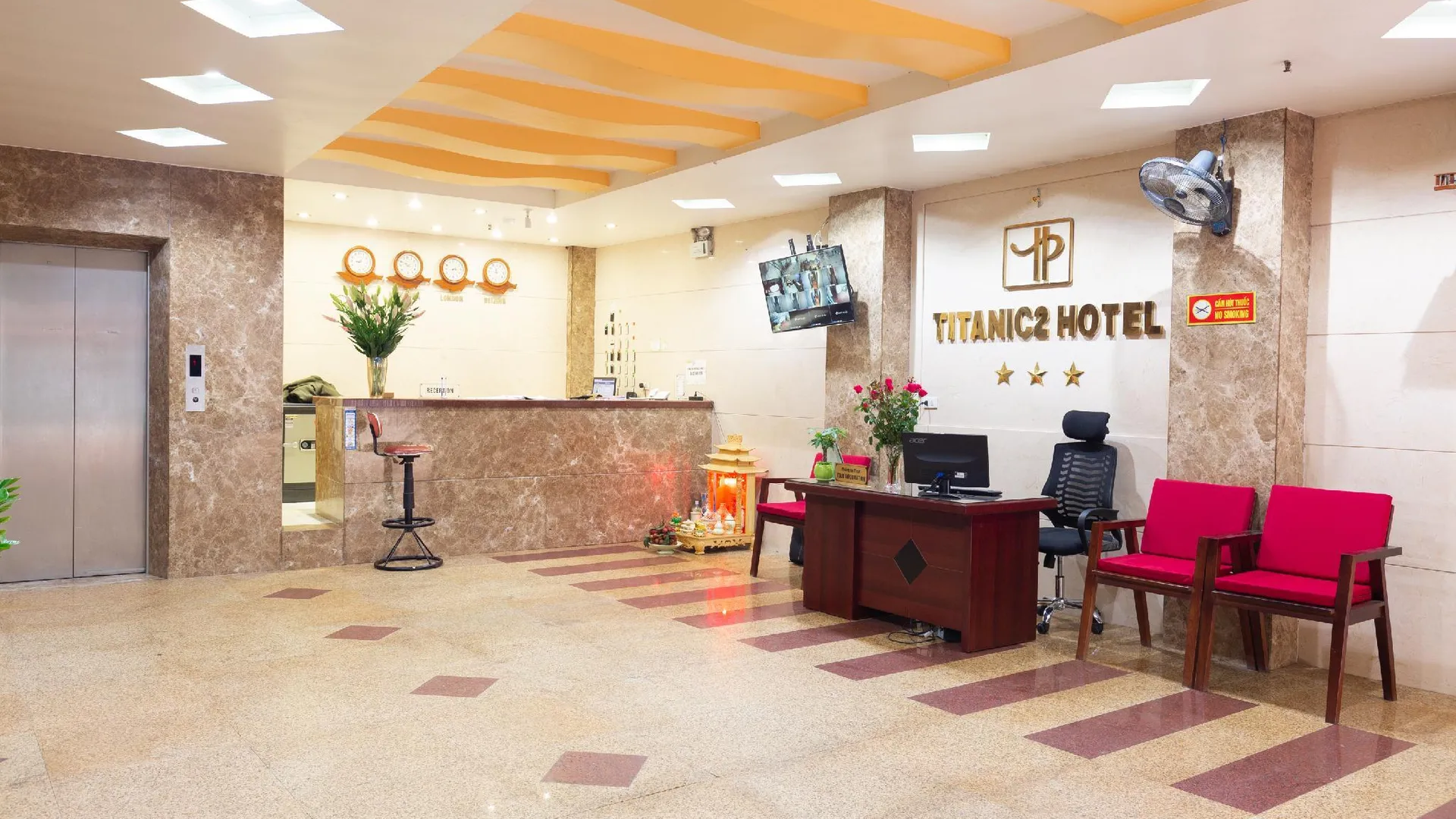 하노이 타이타닉 2 호텔 3성급 호텔 객실