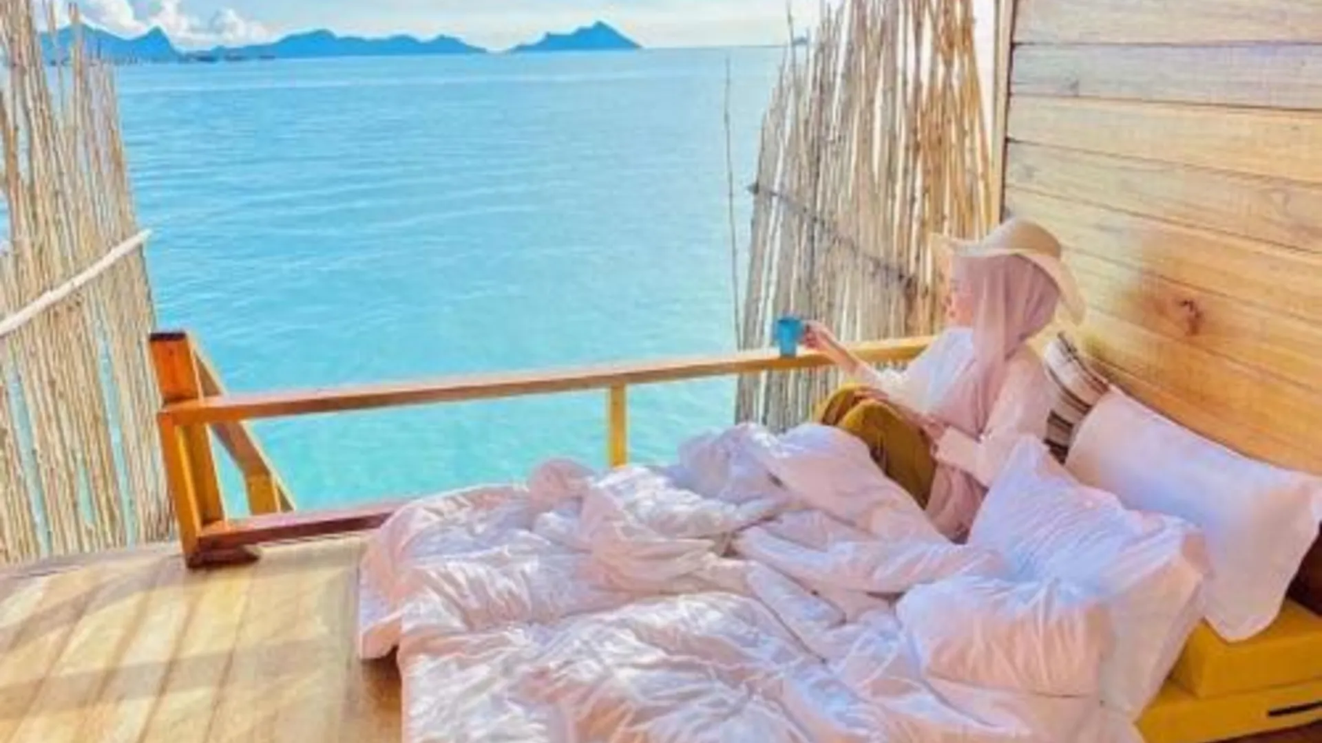 셈포르나 Nusakuya Resort 3성급 호텔 로비