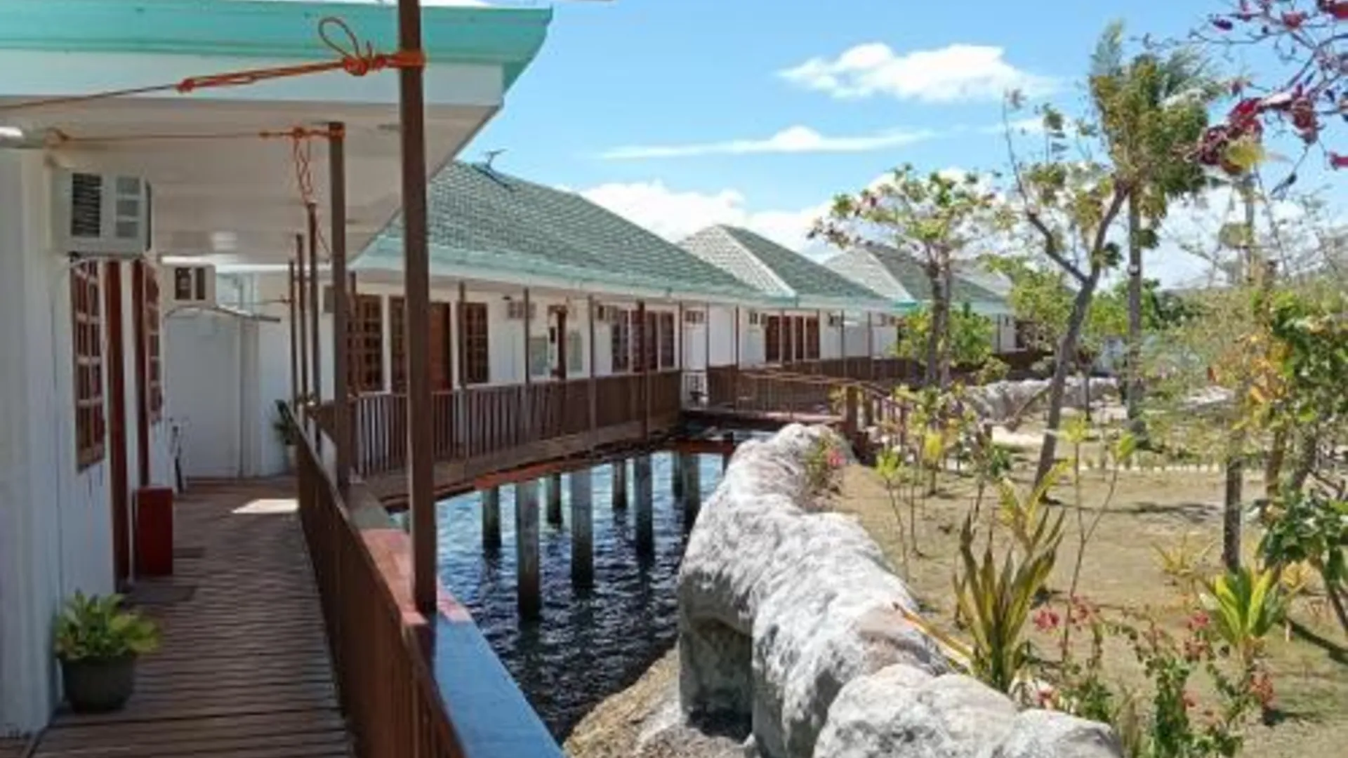 세부 날루수안 아일랜드 리조트 앤 마린 셍추어리 2성급 호텔 부대시설