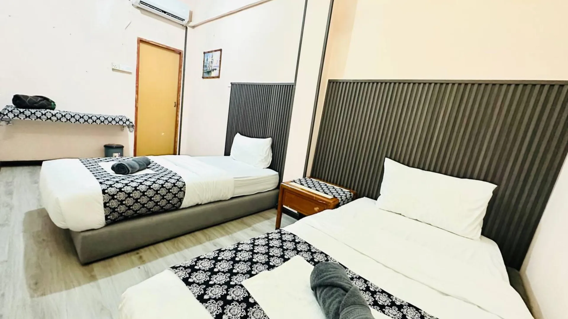 타나 메라 Hotel and Homestay Four Friends Tanah Merah 3성급 호텔 객실