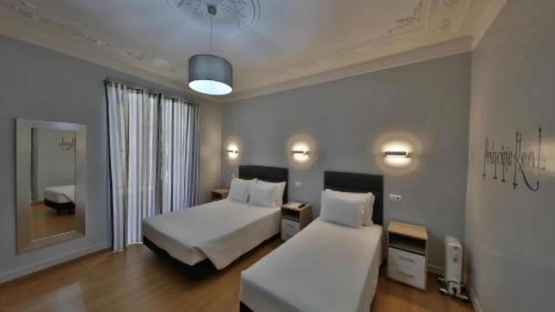 리스본 우 일레트리쿠 게스트하우스 3성급 호텔 스위트룸