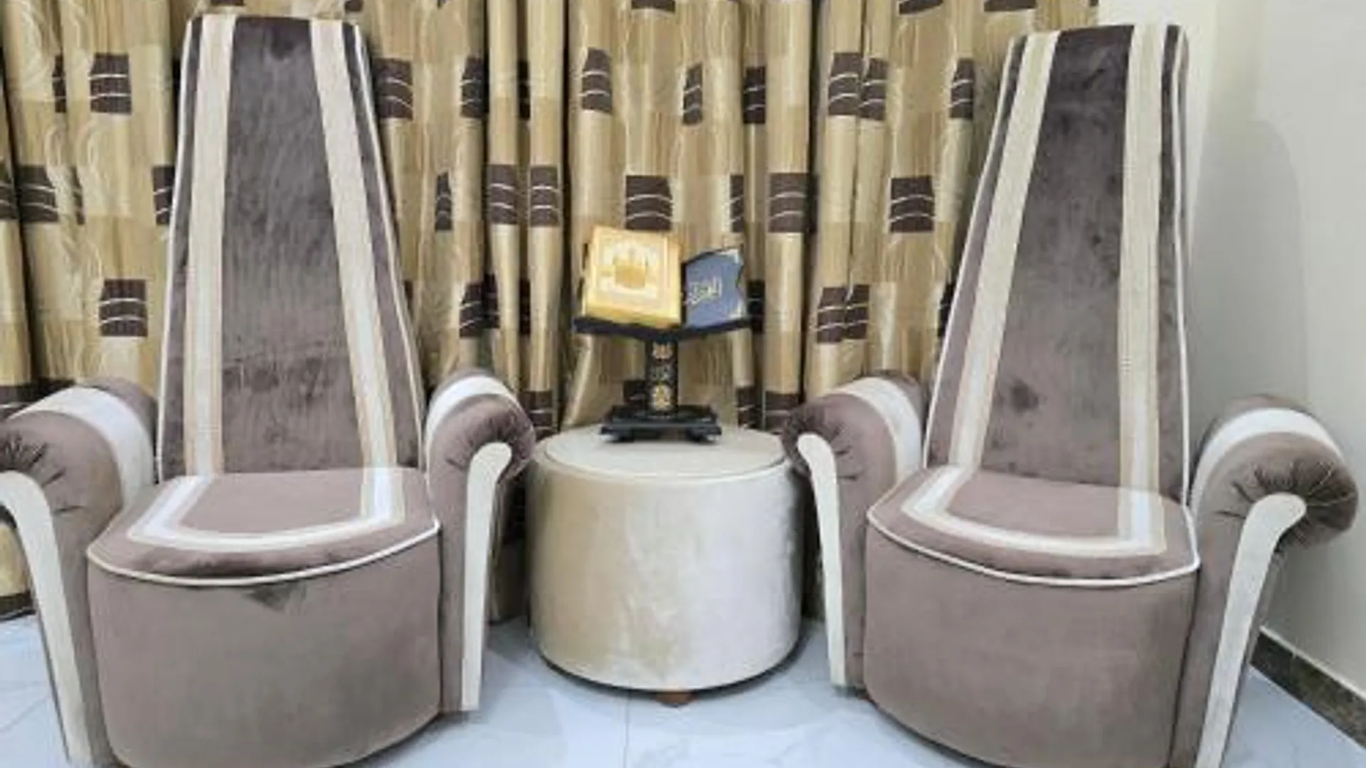 아지만 Elegant Room in Luxury Villa 3성급 게스트하우스 로비