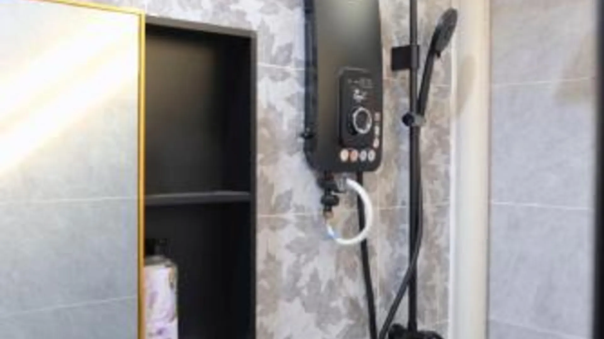 타나 메라 Homestay Tokki Tanah Merah #musliim only# 3성급 게스트하우스 스위트룸