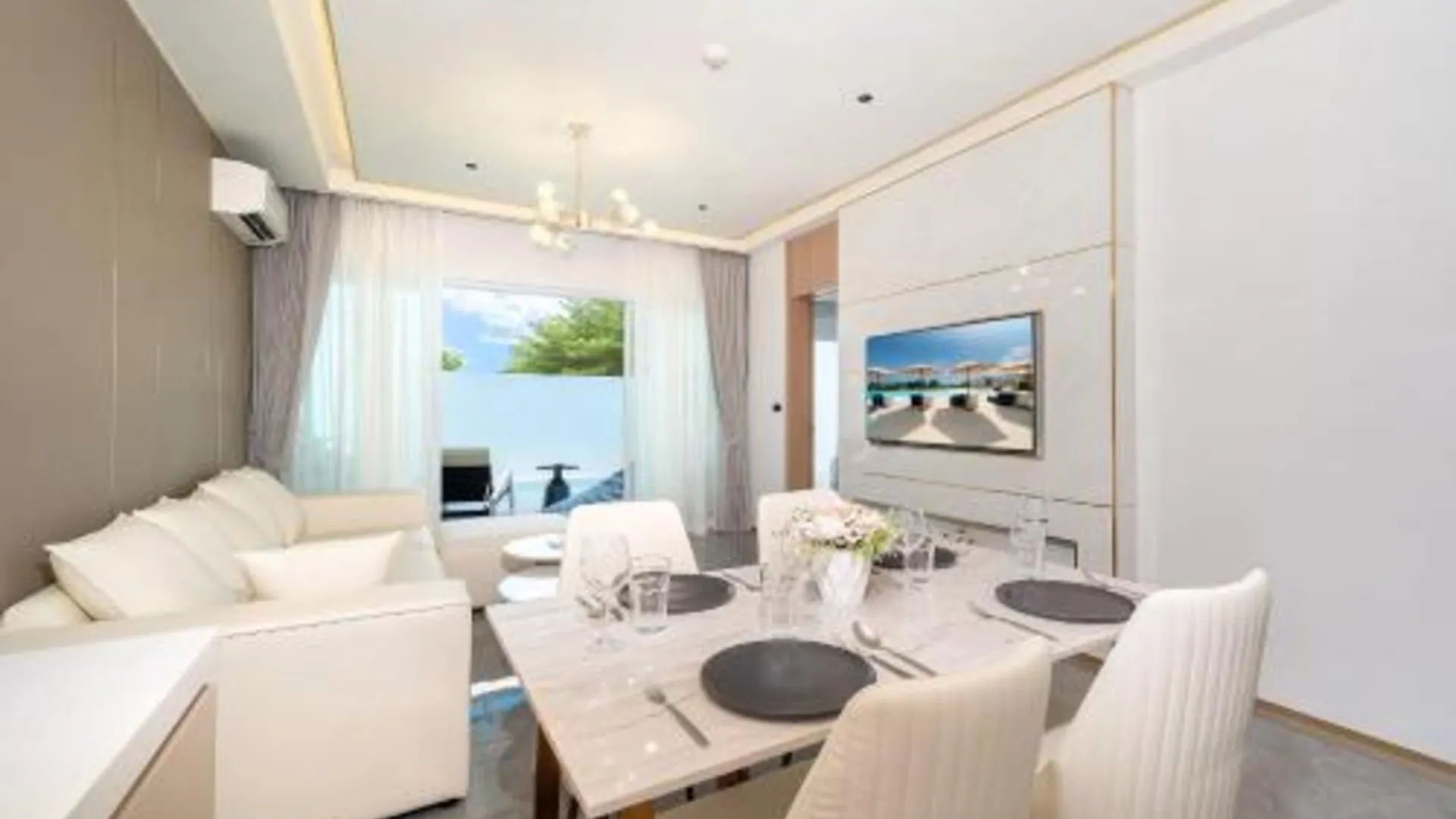 푸켓 찰롱 마리나 베이뷰 푸켓 5성급 호텔 수영장