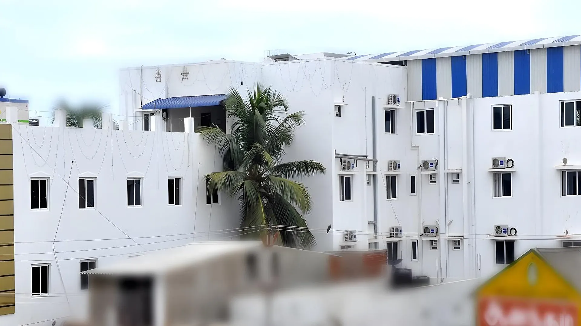 람메스와람 SDM 골든 타워 호텔 2성급 호텔 전망