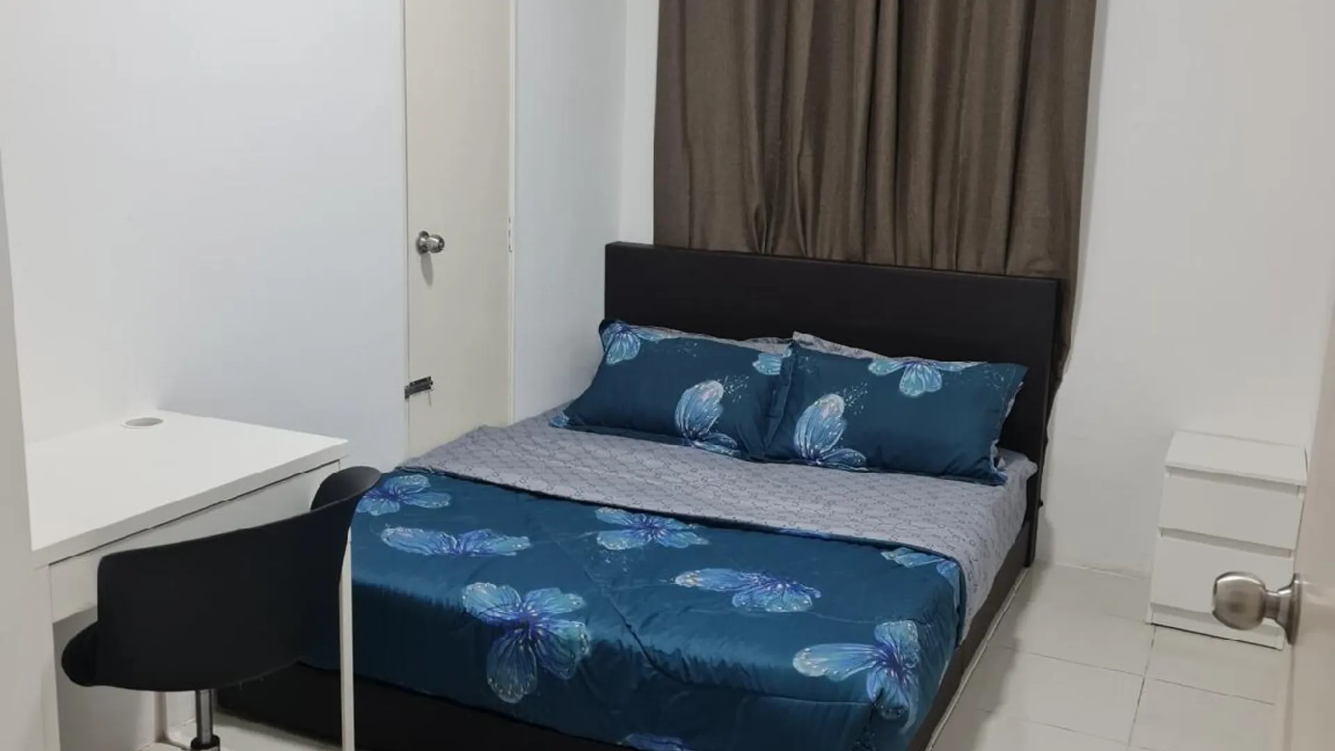 이포 캄풍 자와의 아파트먼트 (m², 침실 2개, 프라이빗 욕실 2개) 4성급 게스트하우스 스위트룸