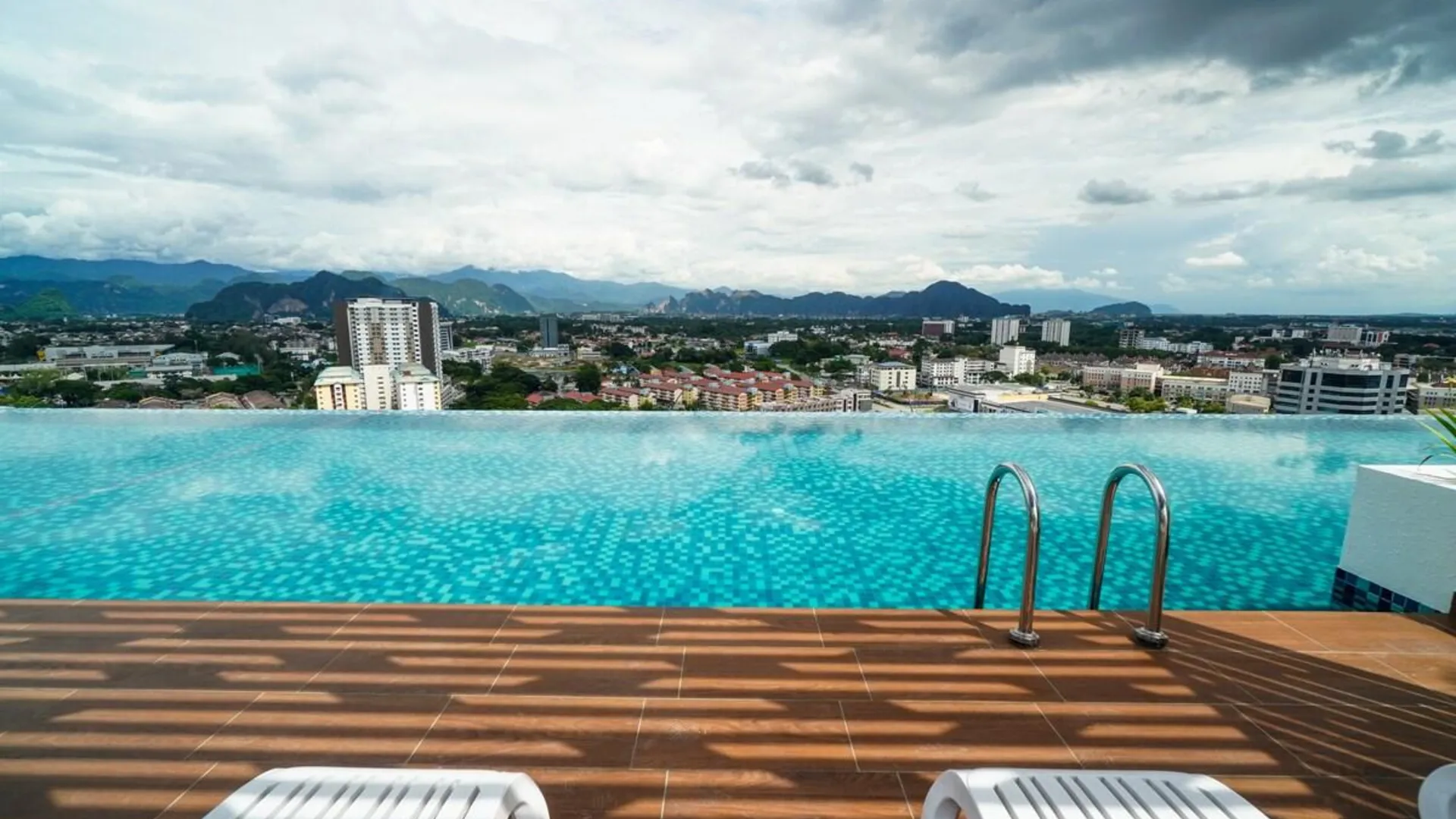 이포 캄풍 자와의 아파트먼트 (60m², 침실 2개, 프라이빗 욕실 1개) 3성급 싱글룸 객실