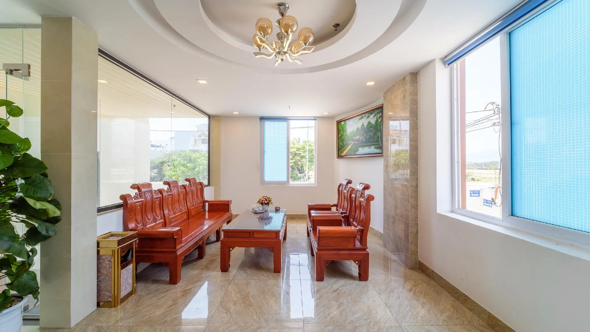 다낭 캐피탈 O 215 안 둑 호텔 다낭 2성급 호텔 외관